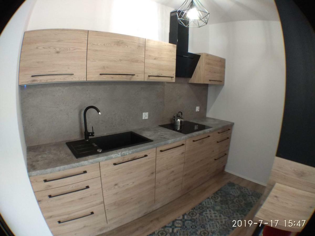 1120 Smialego 41 - Tanie Pokoje W Apartamencie - Samodzielne Zameldowanie - Self Check In Poznan Ngoại thất bức ảnh