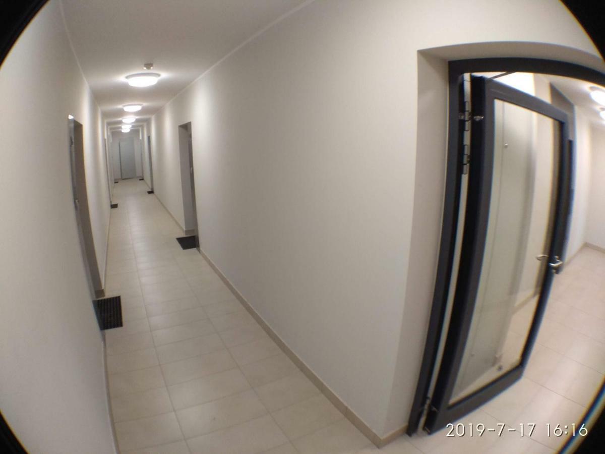 1120 Smialego 41 - Tanie Pokoje W Apartamencie - Samodzielne Zameldowanie - Self Check In Poznan Ngoại thất bức ảnh